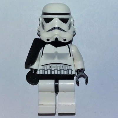 Figurine Stormtrooper, Plain Black Head, Pauldron and Neck Bracket du set 8092