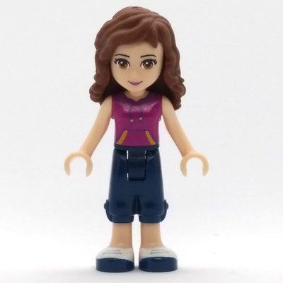 Figurine Olivia - Magenta Top, Dark Blue Shorts du set 30398