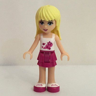 Figurine Stephanie - White Top, Magenta Skirt du set 30105
