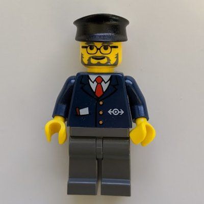 Figurine Train Worker, Blue Jacket with Train Logo, Black Hat, Beard and Glasses du set 7904
