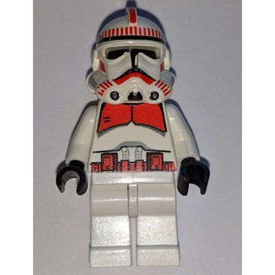 Figurine Clone Shock Trooper, Red Markings, Plain Black Head, White Hips du set 7671