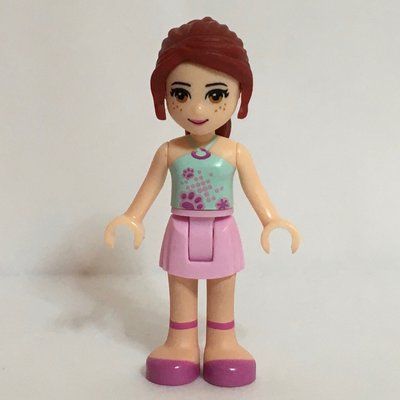 Figurine Mia - Light Aqua Top, Bright Pink Skirt du set 3939