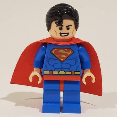 Minifigur Superman (Dimensions) aus Set 10724