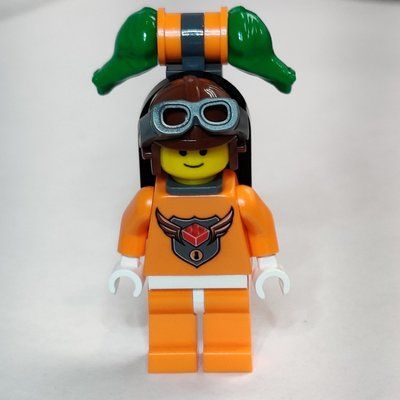 Minifigure MBA Level Three from set 20206