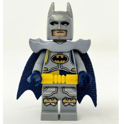 Figurine Batman, Light Bluish Gray Suit, Dark Blue Cape, Silver Cowl (Excalibur Batman) du set 71344
