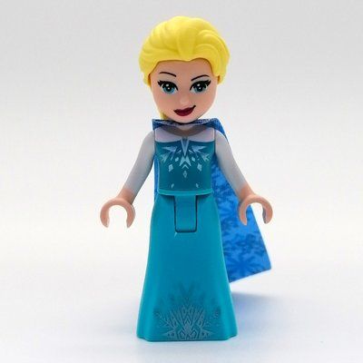Figurine Elsa - Medium Azure Dress, Long Cape with Snowflakes du set 41155