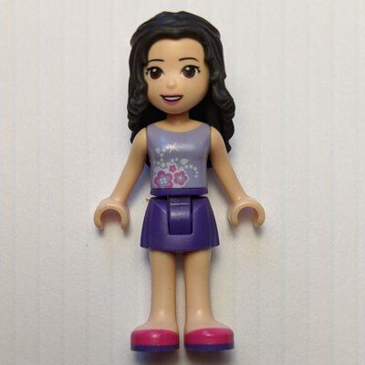 Figurine Emma - Medium Lavender Dotted Top, Dark Purple Skirt du set 30409