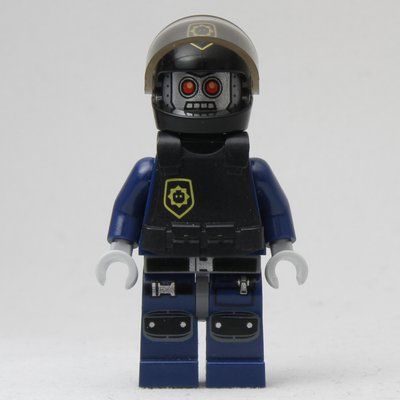 Minifigura Robot Police, Helmet, Armor del set 70808