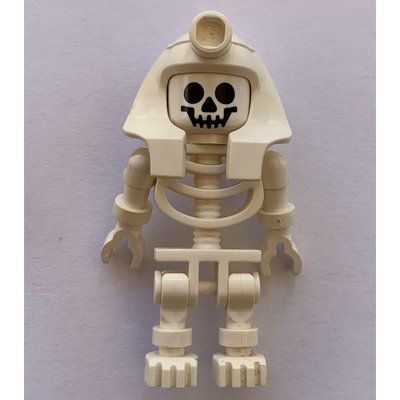 Minifigur Skeleton, Standard Face, Mummy Headdress, White aus Set 5978