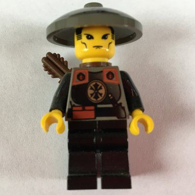 Minifigure Dragon Fortress Guard with Quiver del set 7416