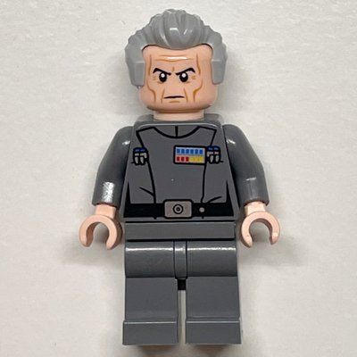 Figurine Grand Moff Wilhuff Tarkin, Dark Bluish Gray, Ruffled Hair du set 75159