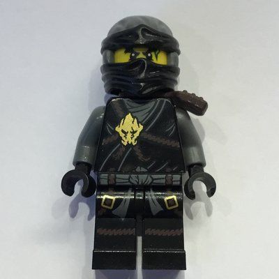 Minifigure Cole in Honor Robes (Day of the Departed) from set 70595