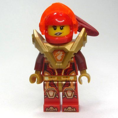 Figurine Macy Halbert with Pearl Gold Armor du set 72003