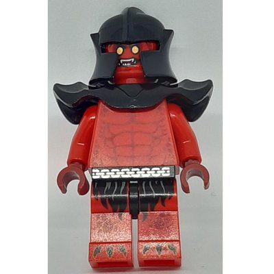 Minifigure Crust Smasher with Shoulder Armor del set 70324
