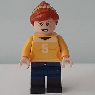 Minifigure April O'Neil from set 79105