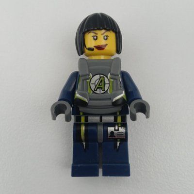 Minifigur Agent Swift with Armor aus Set 8971