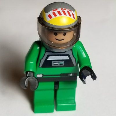 Figurine Rebel Pilot A-wing, Green Uniform, Black Eyes, Trans-Brown Visor du set 6207