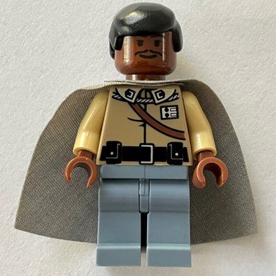 Minifigur Lando Calrissian, Sand Blue Cape, Sand Blue Legs aus Set 7754