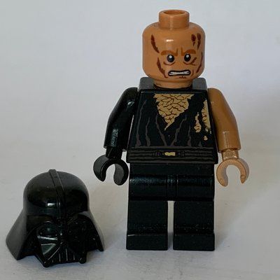 Figurine Anakin Skywalker, Transformation, White Pupils, Darth Vader Helmet du set 8096
