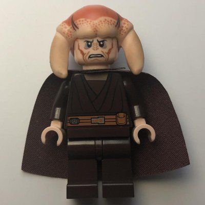 Minifigura Saesee Tiin, Cape del set 9526