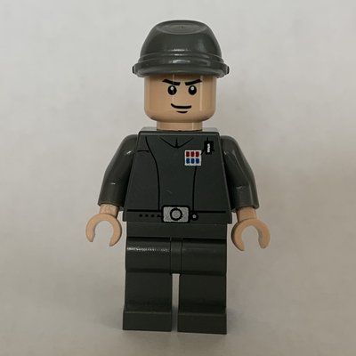 Figurine Imperial Officer / Captain / Commandant / Commander, Dark Bluish Gray Uniform, Cavalry Cap, Light Nougat Hands du set 10212