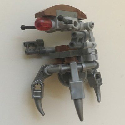 Minifigure Droideka / Destroyer Droid, Reddish Brown Shell, Flat Silver Legs del set 75045