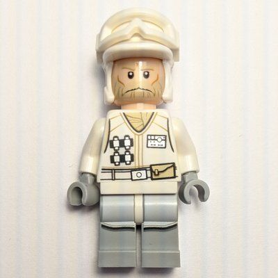 Minifiguur Rebel Trooper in Hoth Uniform, White Hat, White Jacket, Tan Beard, No Backpack uit set 75146