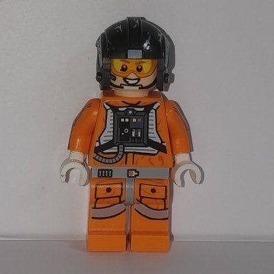 Minifigurka Zev Senesca / Snowspeeder Pilot with Pearl Dark Gray Helmet z zestawu 75144