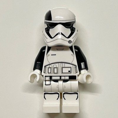 Minifigur Stormtrooper, First Order / Stormtrooper Executioner aus Set 75197