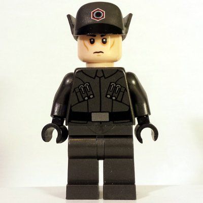 Figurine First Order Officer / Lieutenant / Captain du set 75190