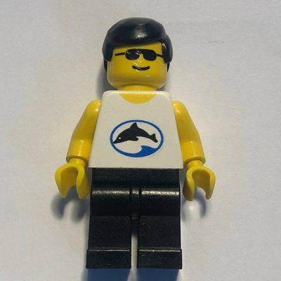 Figurine Man - White Torso with Dolphin, Black Legs, Sunglasses du set 4221