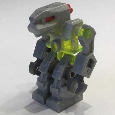Minifigura Devastator with Trans-Neon Green Torso and Red Eyes del set 7704