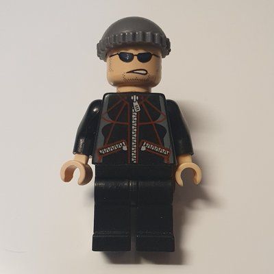 Figurine Jewel Thief with Black Jacket and Dark Bluish Gray Hat du set 4853