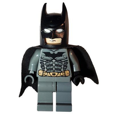 Figurine Batman, Dark Bluish Gray Suit, Black Cape and Cowl, Light Nougat Head, Dark Bluish Gray Hips du set 7886