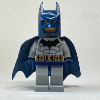 Figurine Batman, Light Bluish Gray Suit, Dark Blue Cape and Cowl du set 7786