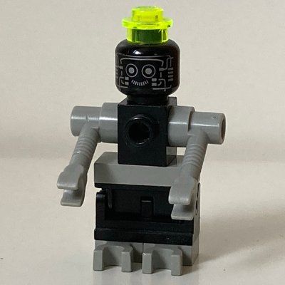 Minifiguur Time Cruisers Droid uit set 6494