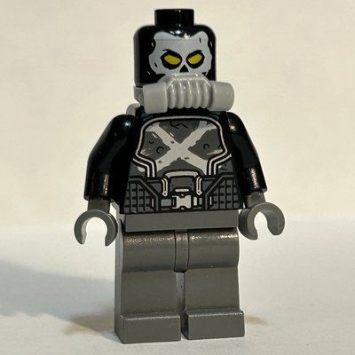 Figurine Crossbones du set 76050
