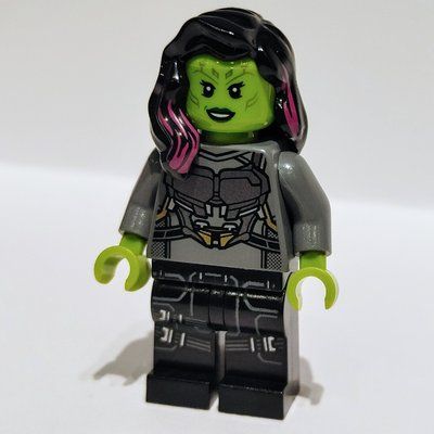 Figurine Gamora in Dark Bluish Gray and Silver Outfit du set 76081