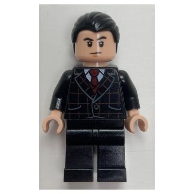 Minifigurka Bruce Wayne, Black Suit z zestawu 76122