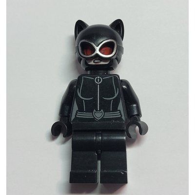 Minifigurka Catwoman with Red Goggles z zestawu 76122