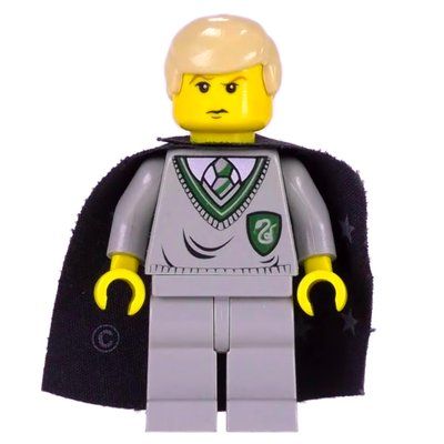 Figurine Draco Malfoy, Yellow Skin, Slytherin Sweater, Cape with Stars du set 4709