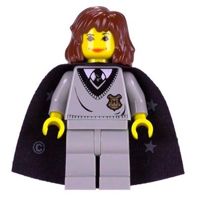 Minifiguur Hermione Granger, Yellow Skin, Hogwarts Sweater with Crest, Cape with Stars uit set 4708