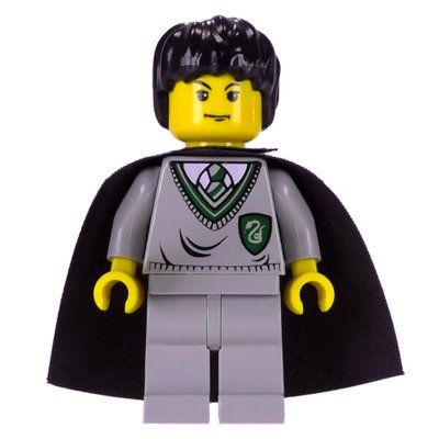 Figurine Tom Riddle, Yellow Skin, Slytherin Sweater with Crest, Cape du set 4730