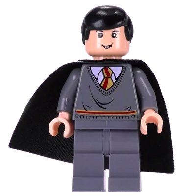 Minifigurka Neville Longbottom, Gryffindor Sweater, Cape z zestawu 4752