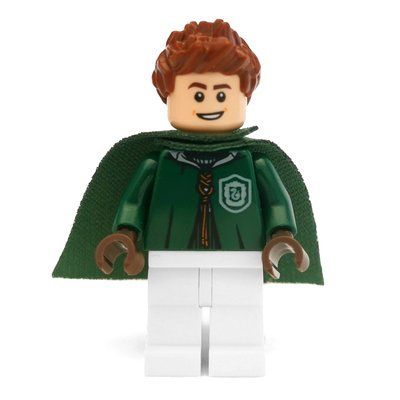 Figurine Lucian Bole, Dark Green and White Slytherin Quidditch Uniform du set 75956