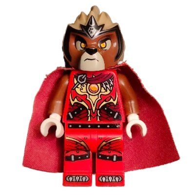 Minifigure Lavertus in Fire Chi Outfit with Cape from set 5004076