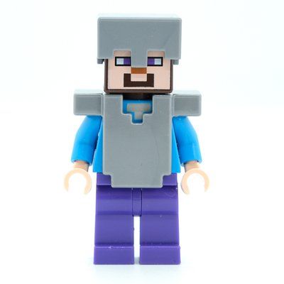 Figurine Steve in Flat Silver Helmet and Armor du set 21131