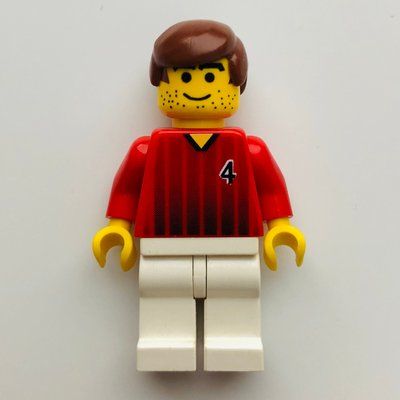 Minifigure Soccer Player Red Torso, White Legs #4 del set 3420