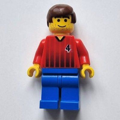 Figurine Soccer Player Red Torso, Blue Legs, #4 du set 3425