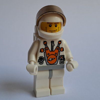 Minifigura Mars Astronaut, Cheek Lines, and Backpack del set 7649